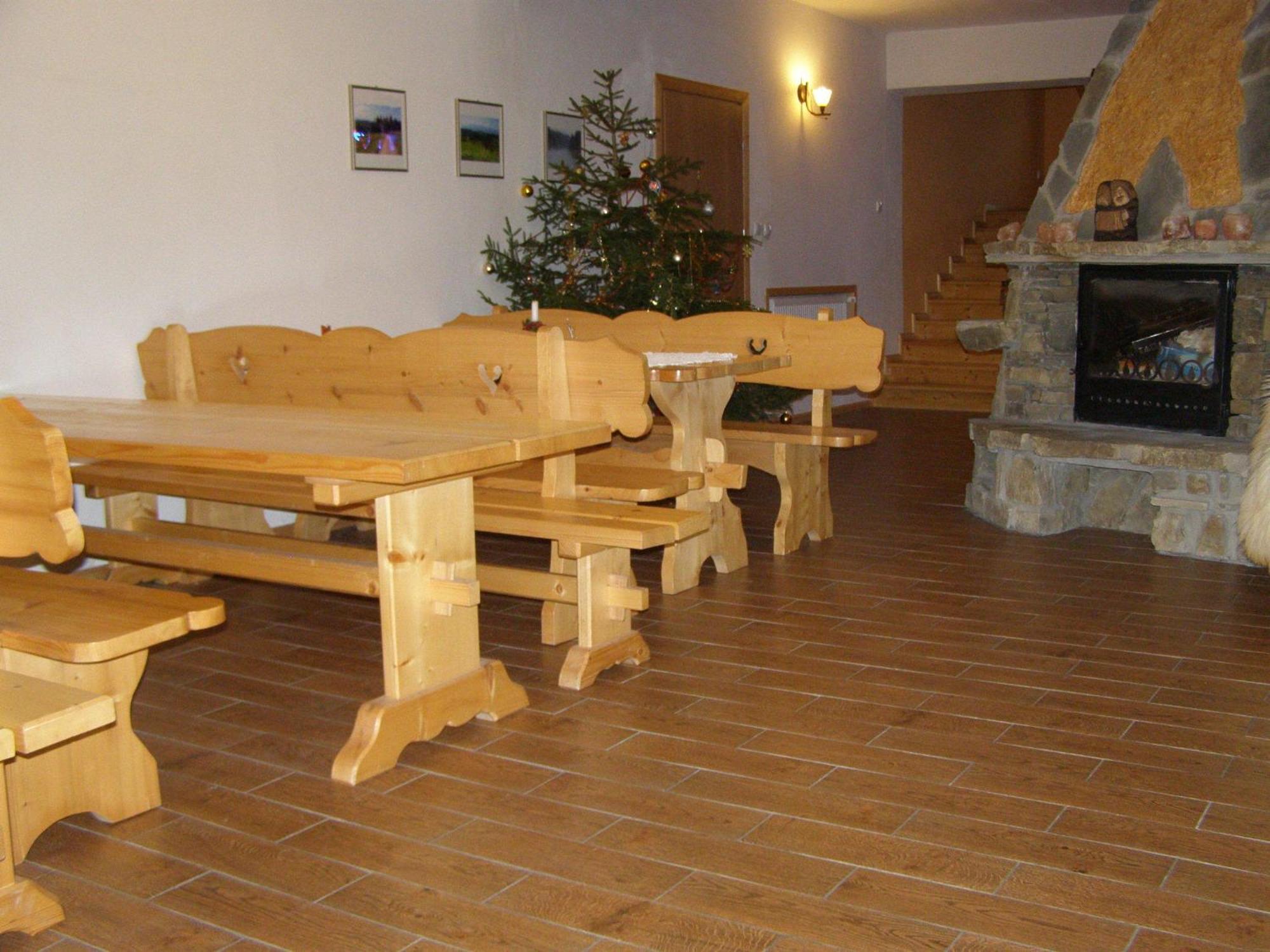 Dom Goscinny Na Skolach Gliczarów Buitenkant foto